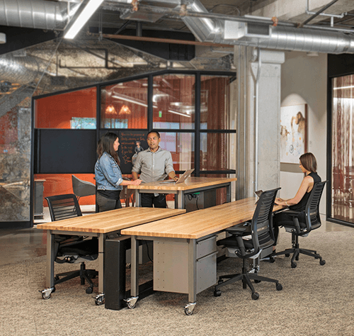 Formaspace's Height-Adjustable Open Office