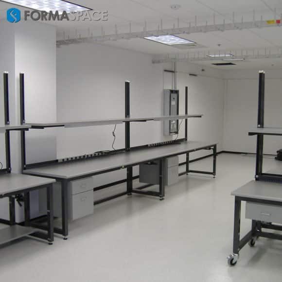 workbench with upper shelf