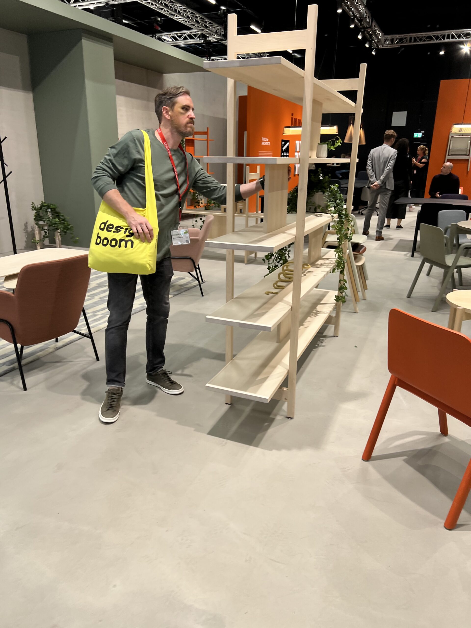 Orgatec 2022 shelf